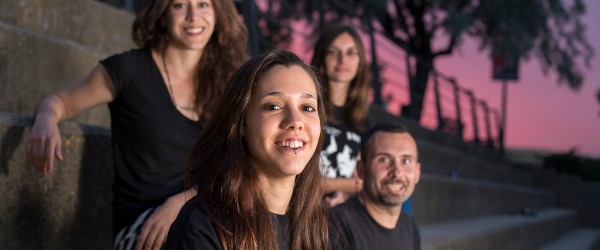 Del fons cap endavant: Mireia Oliver (secretària), Mariona Rabasa (presidenta), Xavier Barreda (coordinador) i Mariona Selga (resposnable grup Vallès)